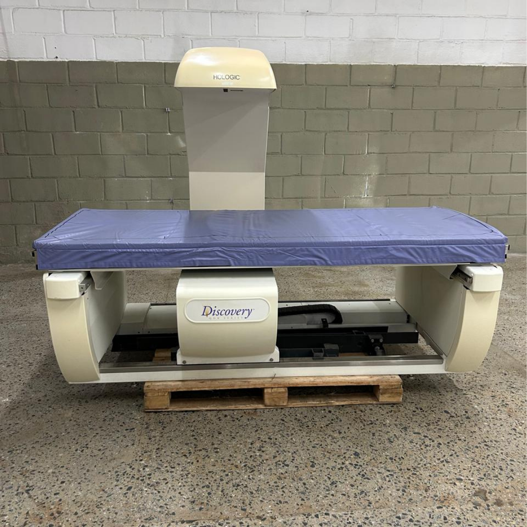 Hologic Discovery W - Vista Frontal do Equipamento Revisado